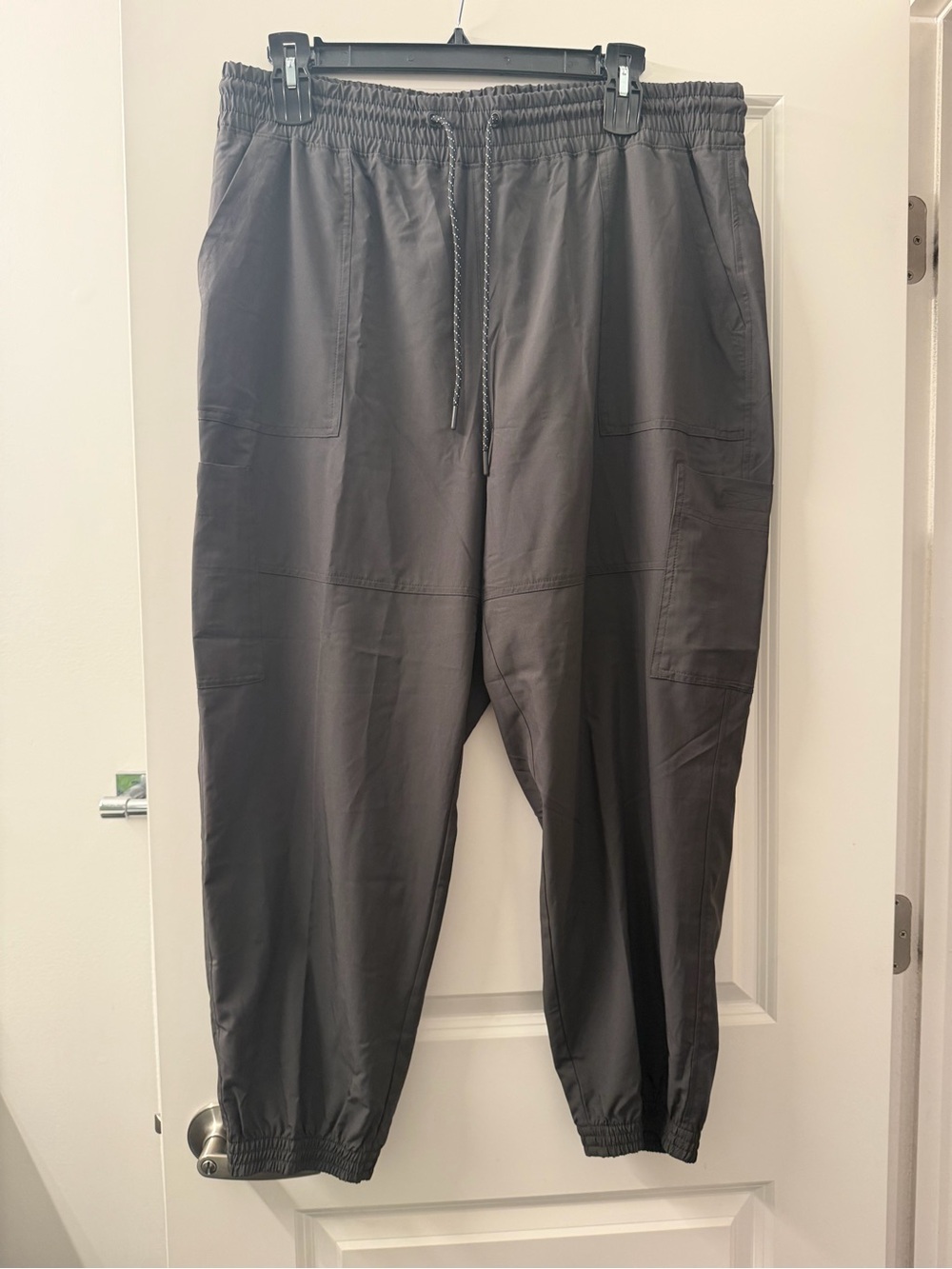 Old Navy Black Stretchtech Quick Dry Elastic-Waist Jogger Pants